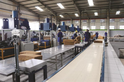 岳陽(yáng)人闖非洲,走出前人沒走過的路